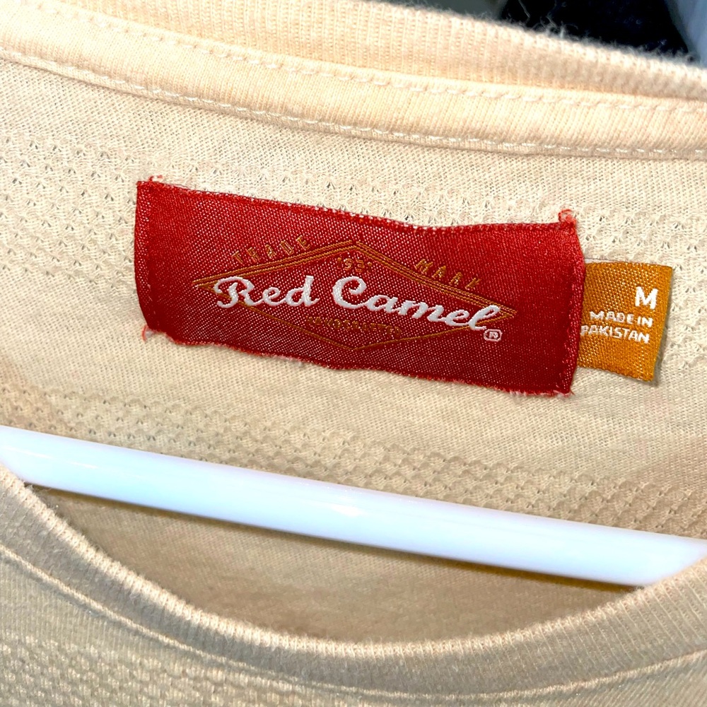 Red camel T-shirt